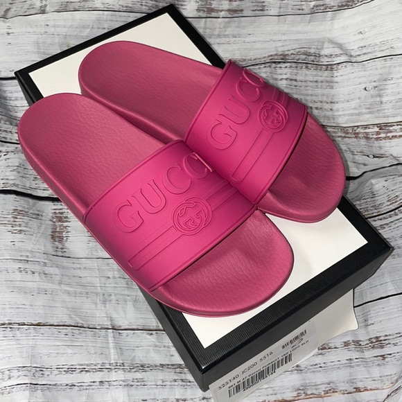 Gucci Shoes Gucci Pursuit Logo Pool Slides Sz 37 Poshmark
